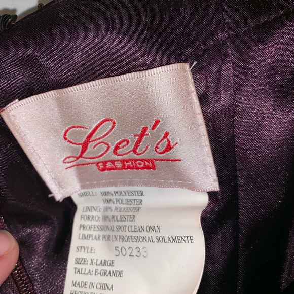 Formal dress - Picture 6 of 7